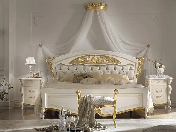 Wooden double bed with tufted headboard CASA +39 La Fenice 1302, 1304 factory CASA +39 from Italy. Foto №1