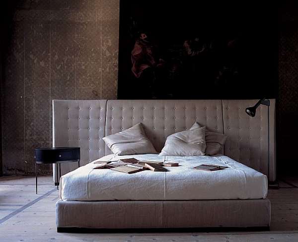 Bed FLEXFORM caress factory FLEXFORM from Italy. Foto №1