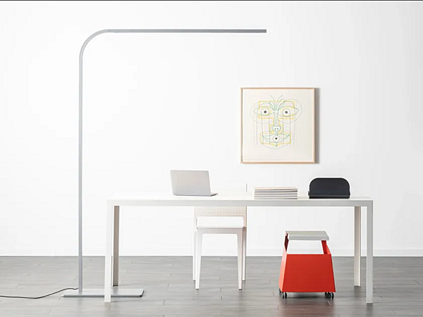 LED Floor Lamp Turn Around Artemide factory Artemide from Italy. Foto №5