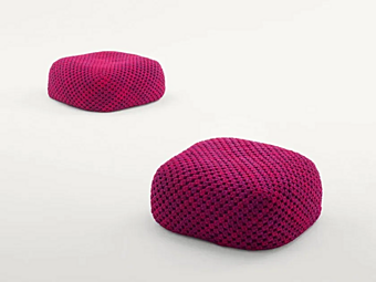 Garden pouf fabric berry PAOLA LENTI Design Square factory PAOLA LENTI from Italy