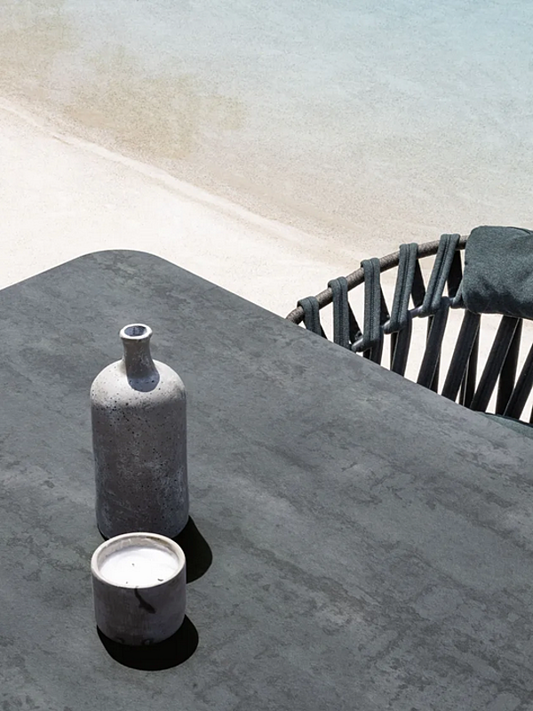 Aluminium garden table with ceramic or HPL top VARASCHIN Customade factory VARASCHIN from Italy. Foto №9