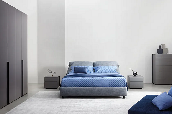 Double bed with removable cover Nathalie Flou factory Flou from Italy. Foto №4