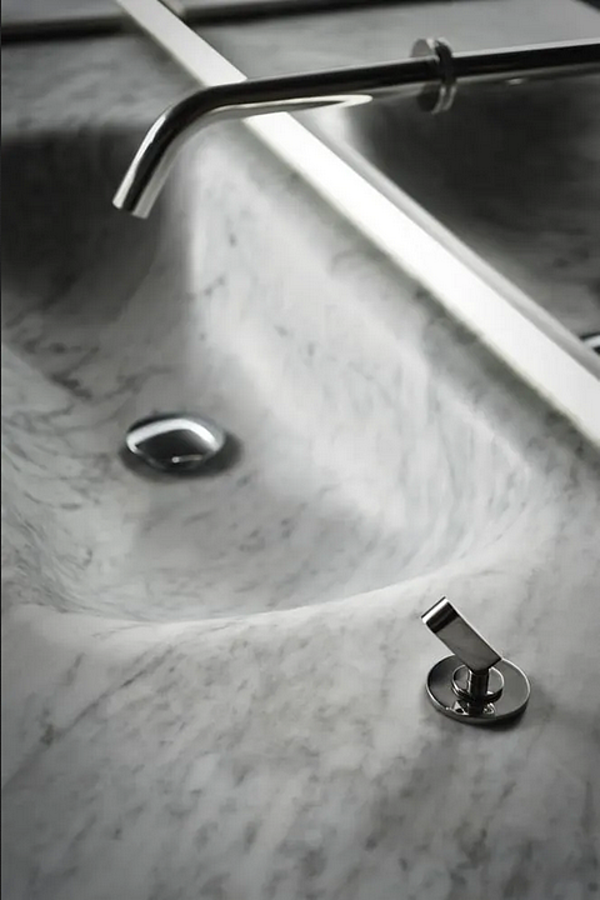 Stainless Steel Square Washbasin Mixer 2 Hole AGAPE factory Agape from Italy. Foto №2
