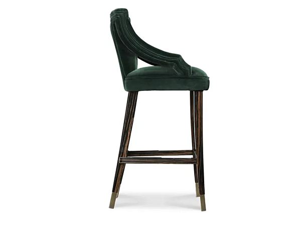 High upholstered velvet stool with armrests BRABBU Cayo Stool factory BRABBU from Italy. Foto №2