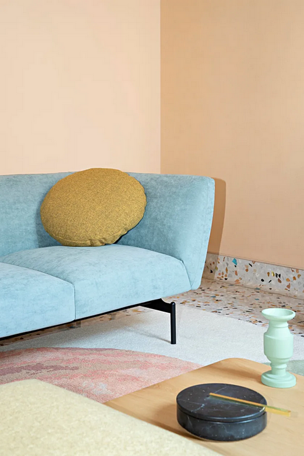 Sectional fabric sofa with soft back Saba Rendez Vous factory SABA from Italy. Foto №4