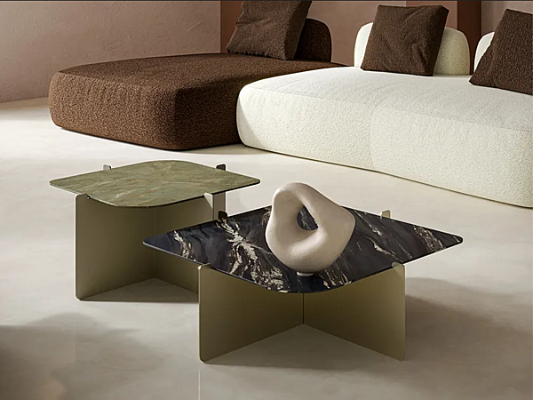 Square porcelain stoneware coffee table with metal base INNOVA Imbottiti GIO factory Innova Imbottiti from Italy. Foto №3