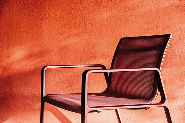 Stackable fabric easy chair KETTAL Park Life factory KETTAL from Italy. Foto №4