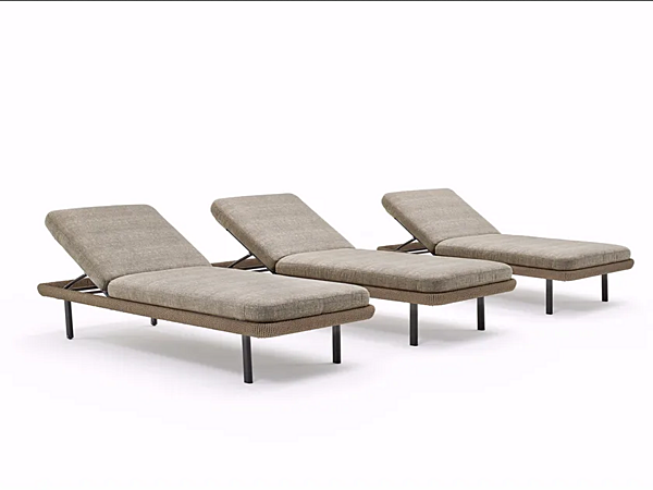 Aluminium Sun Lounger with Soft Backrest VARASCHIN Babylon 1745 factory VARASCHIN from Italy. Foto №1