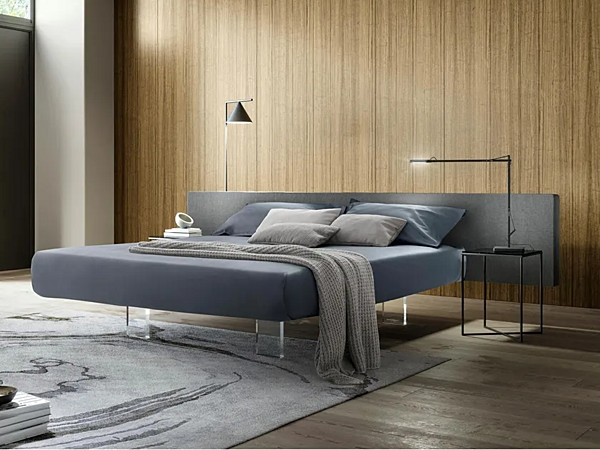 Upholstered fabric double bed with padded back Duomo Design Plane Long Plus factory Duomo Design from Italy. Foto №1