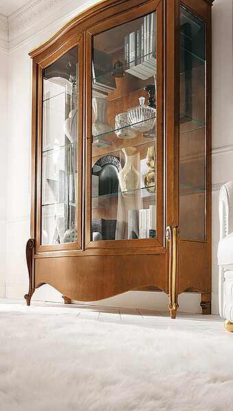 Showcase AVENANTI  Blanche vetrina 2a VR1 370