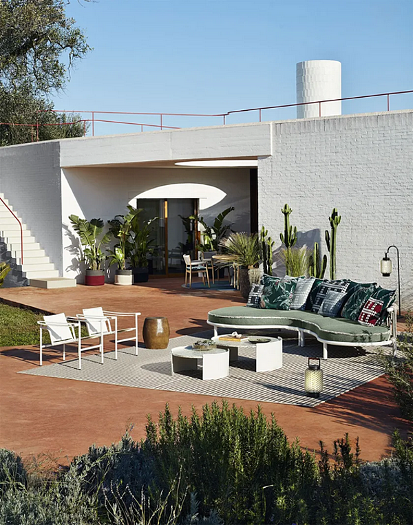 Garden armchair with fabric upholstery and armrests CASSINA Outdoor 001 factory CASSINA from Italy. Foto №4