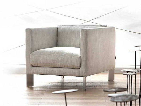 Upholstered armchair with armrests ERBA ITALIA Piano Solo factory ERBA ITALIA from Italy. Foto №2