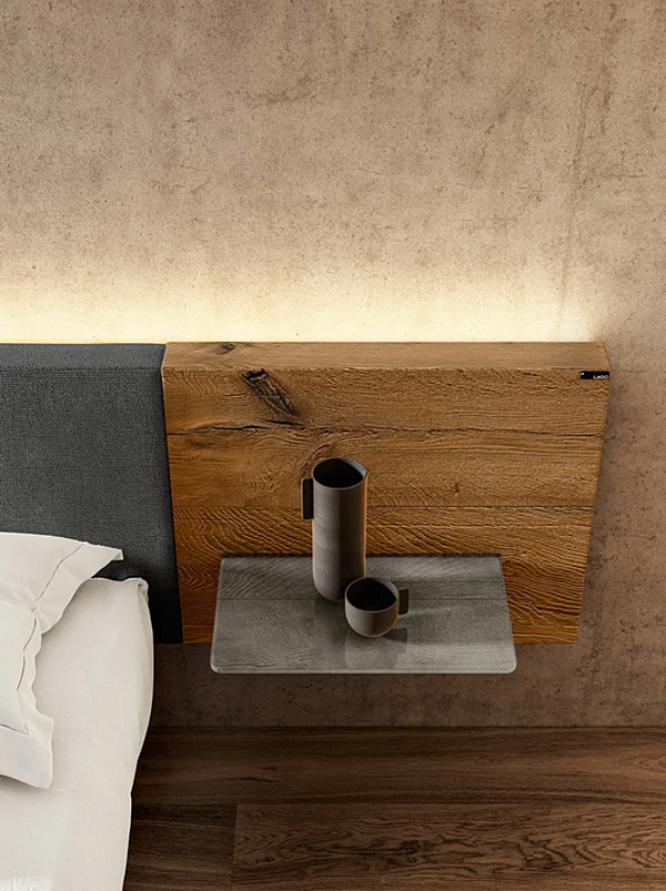 Double bed with integrated nightstands LAGO Fluttua 1611 factory LAGO from Italy. Foto №4