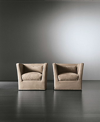 Armchair Queen