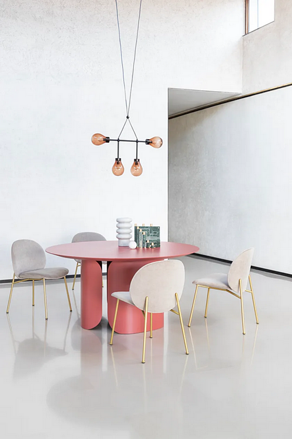 Upholstered fabric chair Ola Saba factory SABA from Italy. Foto №3