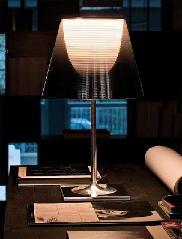 Table lamp FLOS F6303030 factory FLOS from Italy. Foto №1