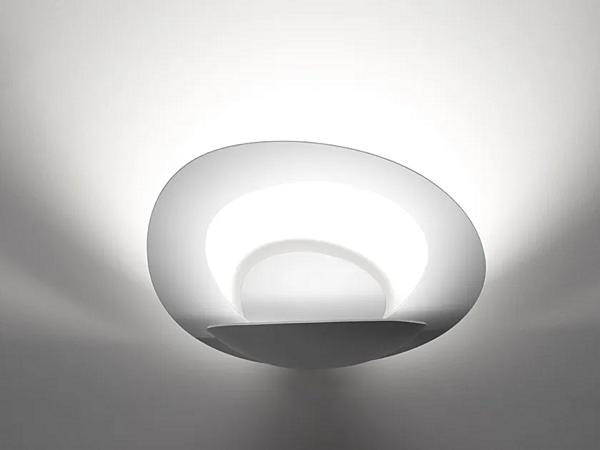 Wall Light Powder Coated Aluminium Artemide Pirce 1240010A factory Artemide from Italy. Foto №1