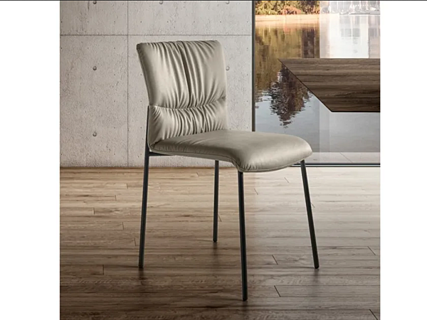 Upholstered leather chair Woop LAGO factory LAGO from Italy. Foto №1