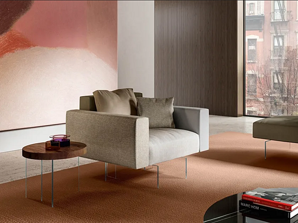 Fabric armchair with armrests LAGO Air factory LAGO from Italy. Foto №1