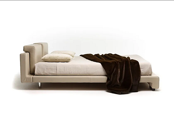 Leather double bed with upholstered headboard Mussi Nirvana factory MUSSI from Italy. Foto №2