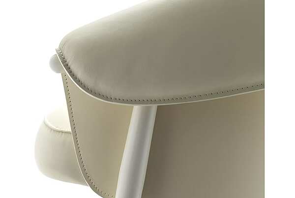 Upholstered leather easy chair with armrests FASEM Montgomery P factory FASEM from Italy. Foto №5