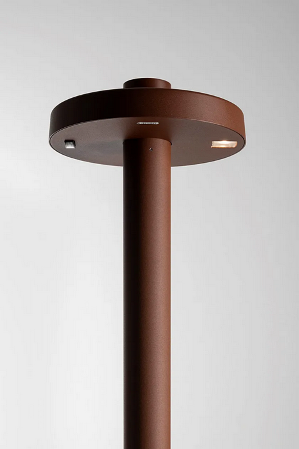 Metal Bollard Light Bird Feeder Artemide Needoo factory Artemide from Italy. Foto №2