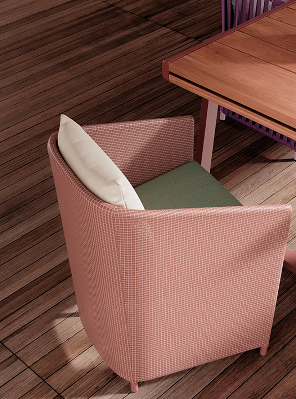 Garden chair with armrests KETTAL Bitta Lounge factory KETTAL from Italy. Foto №4
