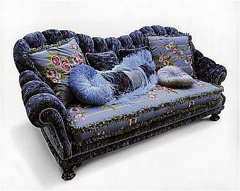 Couch ARTEARREDO by Shleret Allure