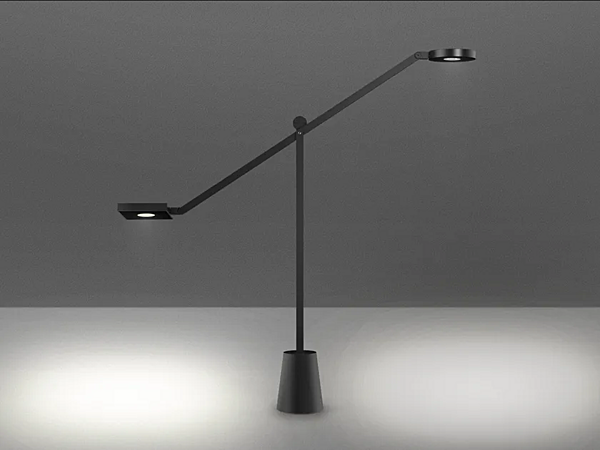 LED Table Lamp Aluminium Equilibrist Artemide 1442010A factory Artemide from Italy. Foto №1