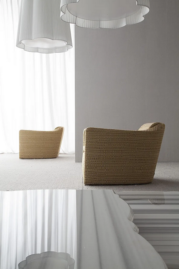 Upholstered armchair with armrests ERBA ITALIA Profile factory ERBA ITALIA from Italy. Foto №2