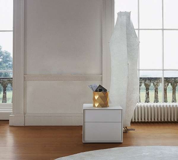 Bedside table B&B ITALIA CD52BS factory B&B ITALIA from Italy. Foto №1