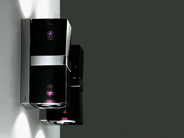 Glass wall light Cubetto Fabbian factory Fabbian from Italy. Foto №3