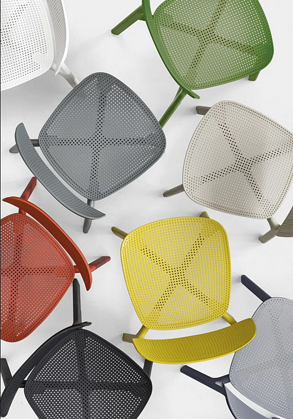 Stackable polypropylene chair Colander Kristalia factory Kristalia from Italy. Foto №5