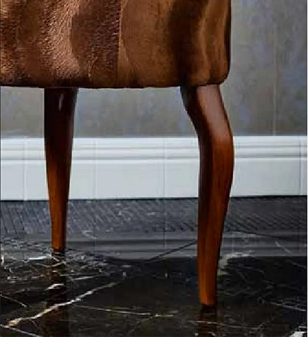 Low upholstered fabric stool Park Avenue Easy PKPOUFCHEETAH factory Park Avenue from Italy. Foto №2