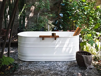 Oval stainless steel outdoor bathtub AGAPE Vieques Oval stainless steel outdoor bathtub AGAPE Vieques factory Agape from Italy