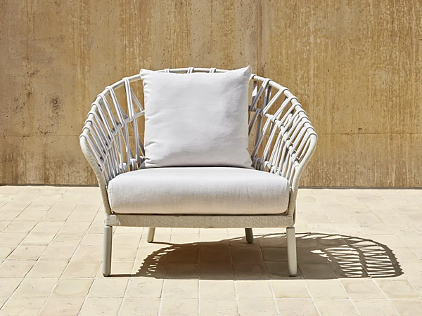 Acrylic garden armchair with armrests Varaschin Emma Cross 24820 factory VARASCHIN from Italy. Foto №12