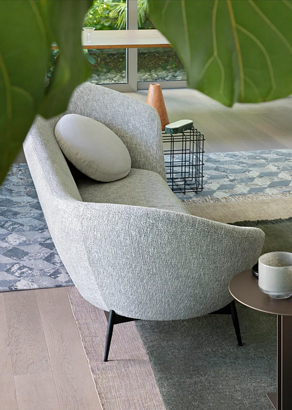 Three-Seater Fabric Sofa with Soft Backrest Saba Oltremare factory SABA from Italy. Foto №12