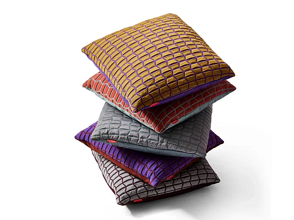 Square Fabric Cushion Frame Mirror CASSINA factory CASSINA from Italy. Foto №1
