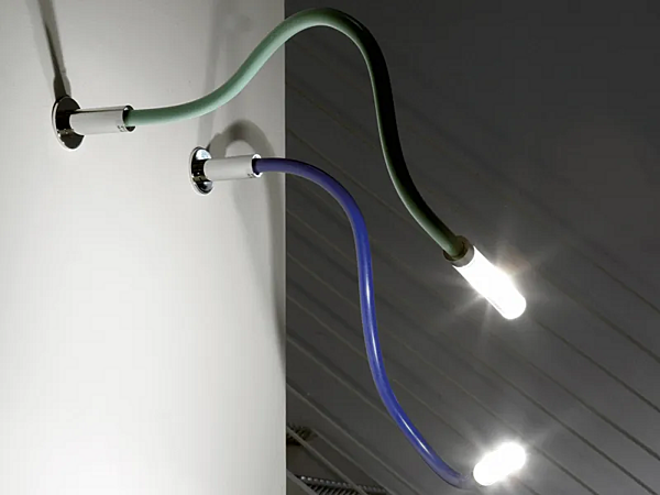 Silicone wall lamp with swing arm Fabbian Snake factory Fabbian from Italy. Foto №2