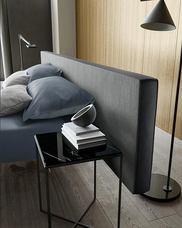 Upholstered fabric double bed with padded back Duomo Design Plane Long Plus factory Duomo Design from Italy. Foto №2