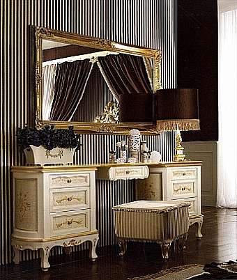 Toilet table 700/54