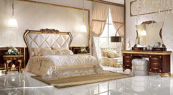 Double bed with upholstered headboard A.R. Arredamenti Grand Royal 470 factory A.R.ARREDAMENTI SRL from Italy. Foto №3