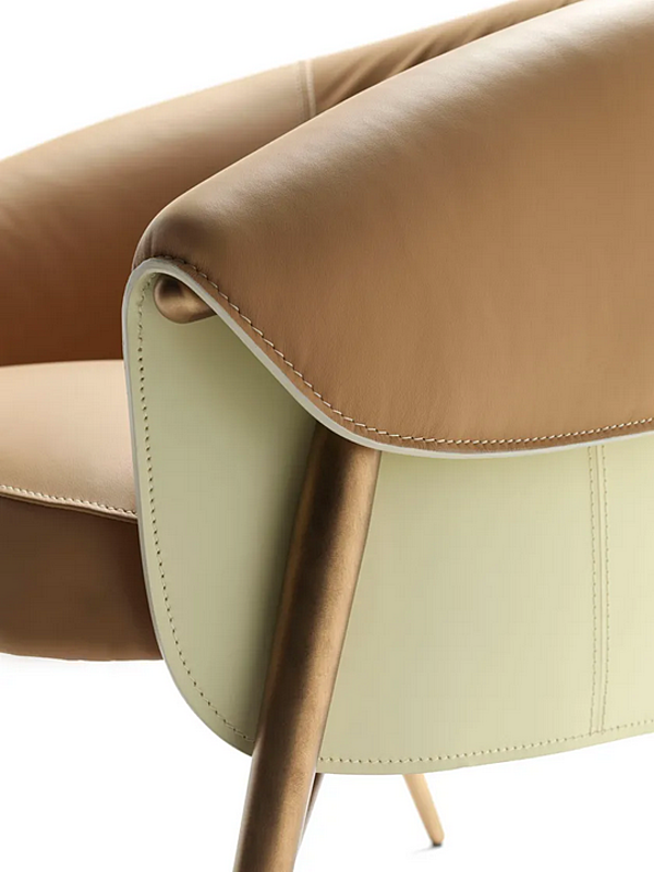 Tanned leather armchair with armrests FASEM Montgomery W factory FASEM from Italy. Foto №7