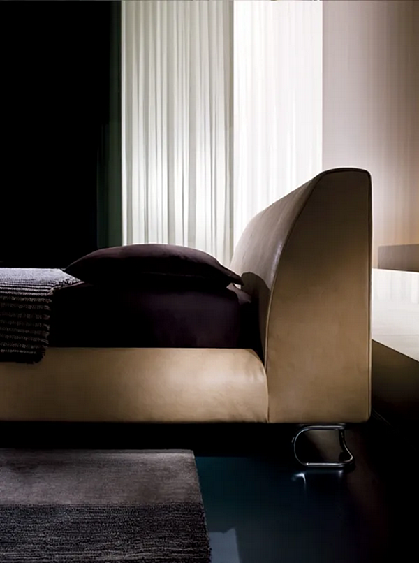 Upholstered leather double bed with soft back i 4 Mariani Add Look factory i 4 Mariani from Italy. Foto №6