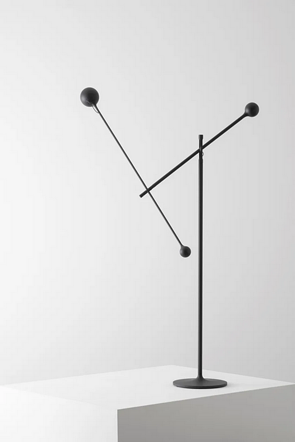 Adjustable Metal Floor Lamp with Swing Arm Artemide IXA factory Artemide from Italy. Foto №4