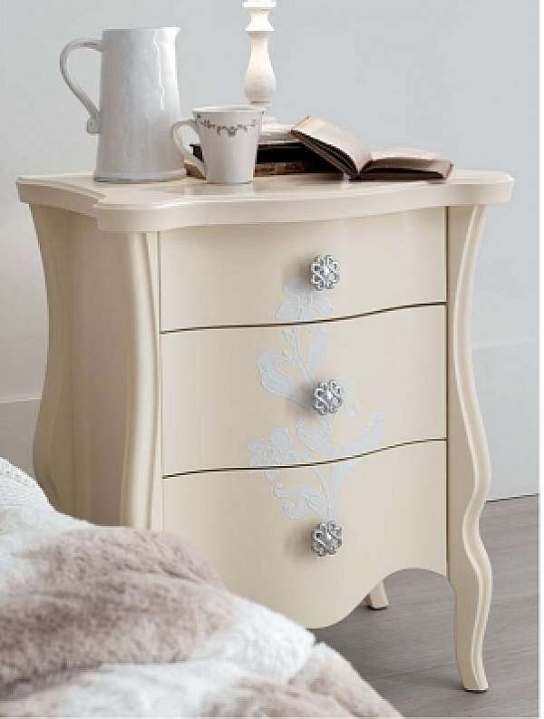 Bedside table EURO DESIGN Leopardi - laccato bianco/beige factory EURO DESIGN from Italy. Foto №1