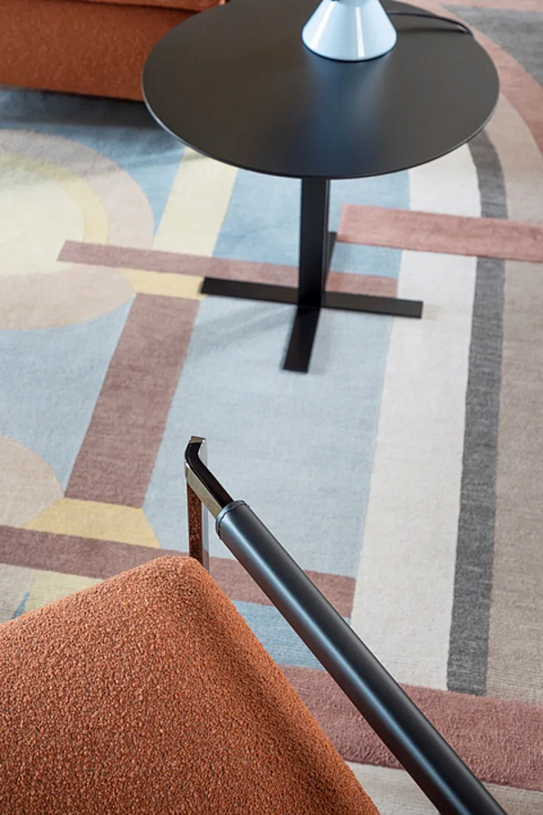 Fabric armchair with armrests Saba Italia No Logo Light factory SABA from Italy. Foto №5