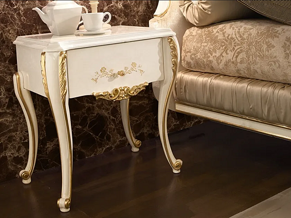 Wooden bedside table with drawers A.R. Arredamenti Ricasoli 986 factory A.R.ARREDAMENTI SRL from Italy. Foto №1