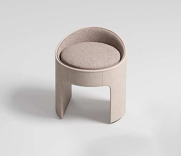 Low leather stool with integrated cushion CPRN HOMOOD Zoe factory CPRN HOMOOD from Italy. Foto №1