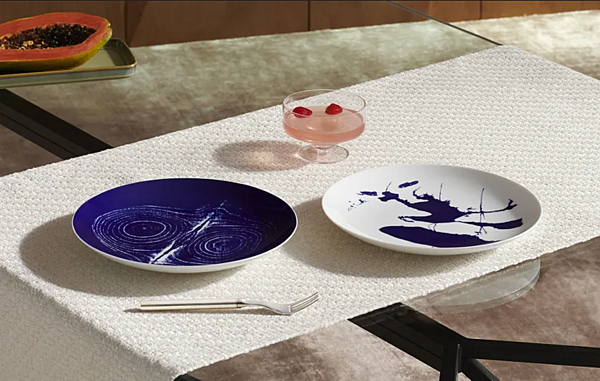 Set of 2 Porcelain Placeholder Plates CASSINA Tronc GNR CP 02 factory CASSINA from Italy. Foto №4